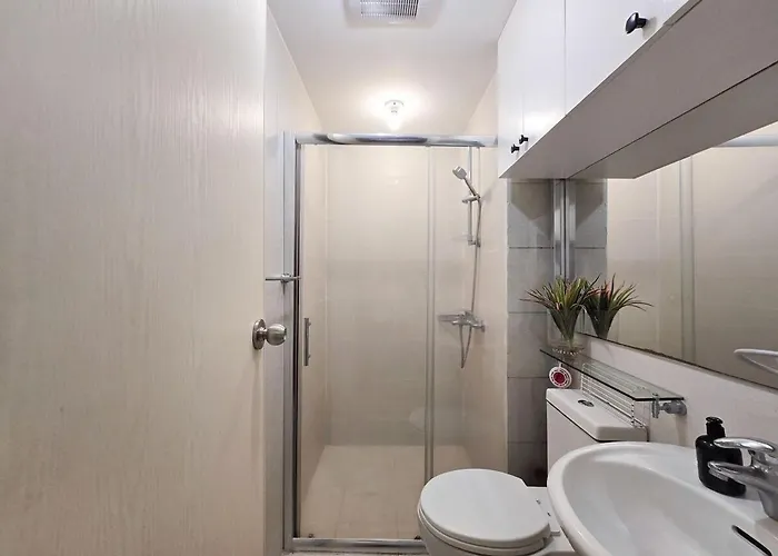 Citispace 1br Condotel At Azure Urban Near Airport #az07a